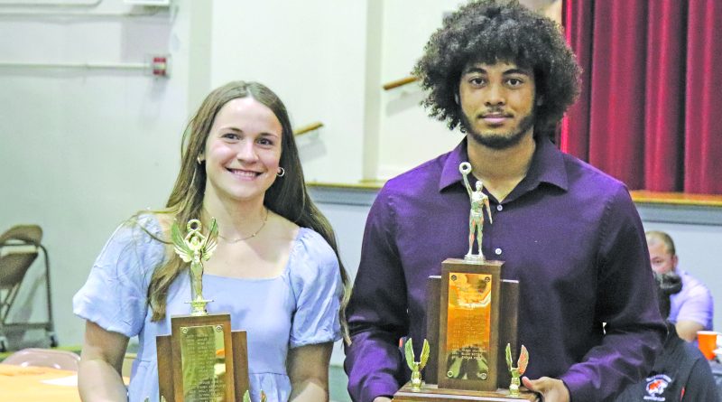 Falls City Booster Club hosts Athletic Awards Night